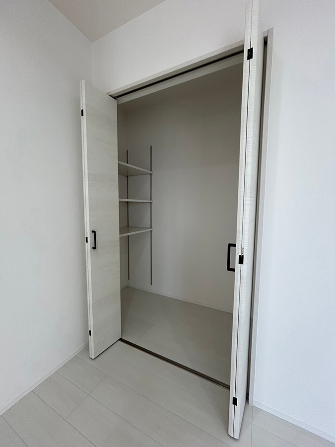 収納力とデザイン性を兼ね備えた住まい［イメージ09］