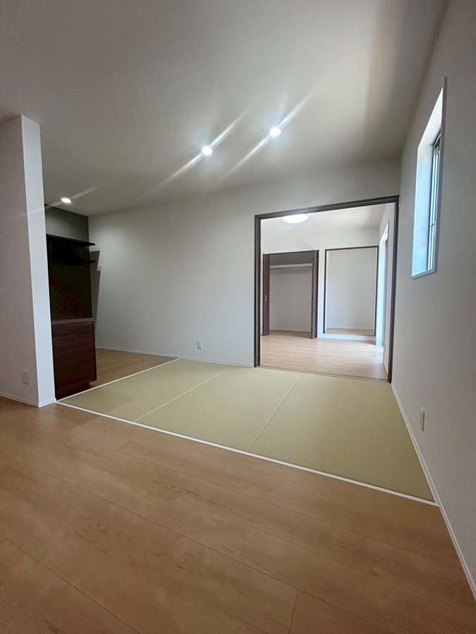 平屋ならではの広がりを感じる住まい［イメージ09］
