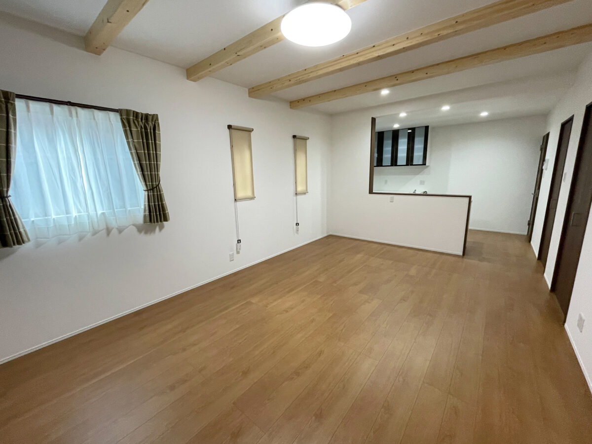 開放感と和の落ち着きを両立した住まい